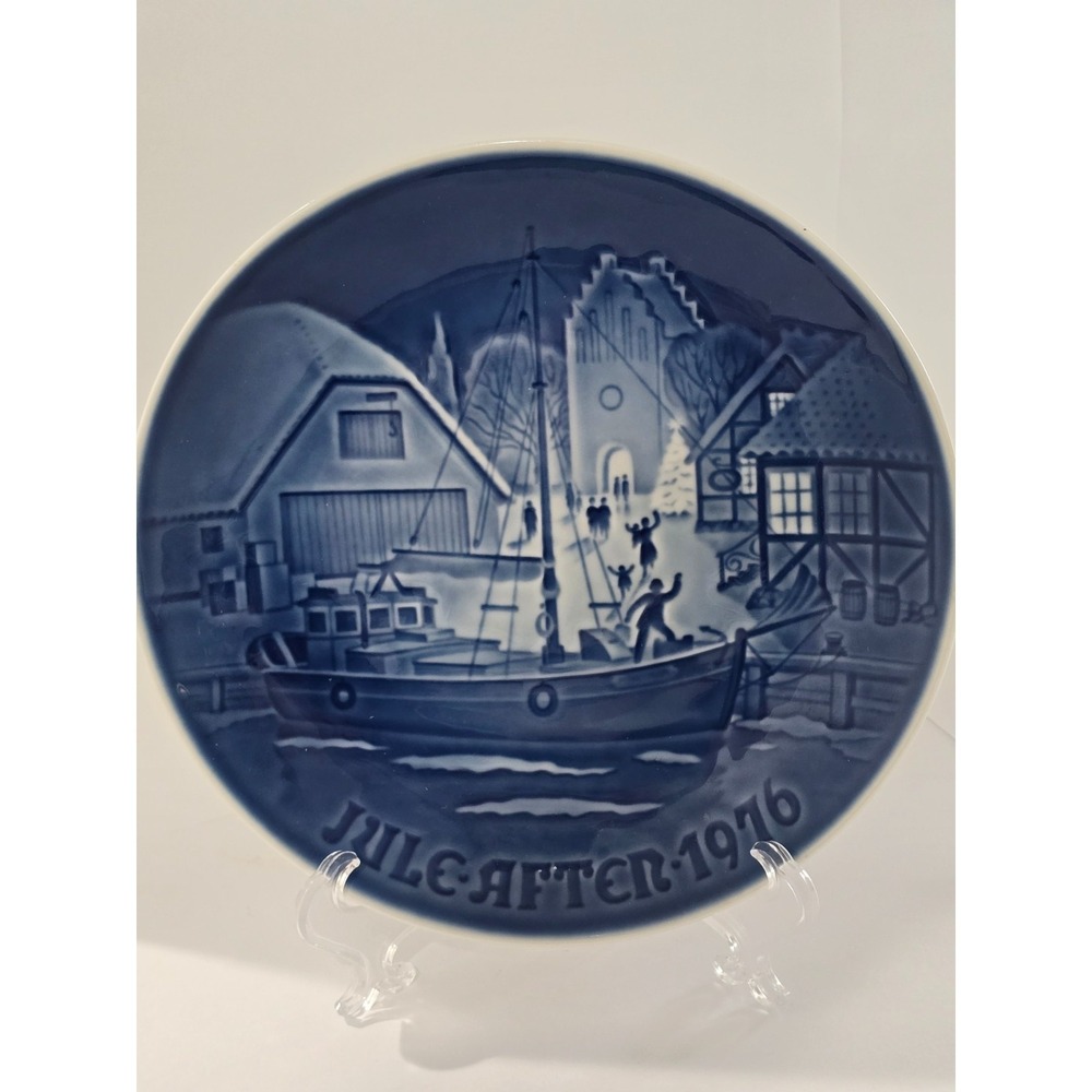 1976 Bing & Grondahl Annual Ceramic Plate - Christmas Welcome